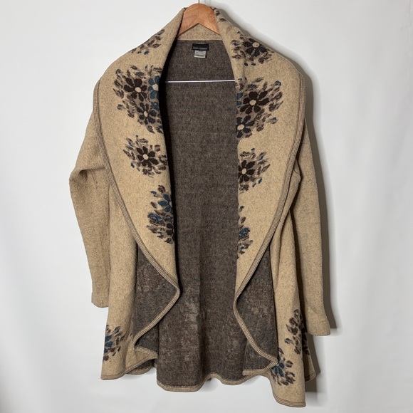 Coco + Carmen Sweaters - Coco and Carmen Vintage Floral Patterned Open Front Cardigan. OS.